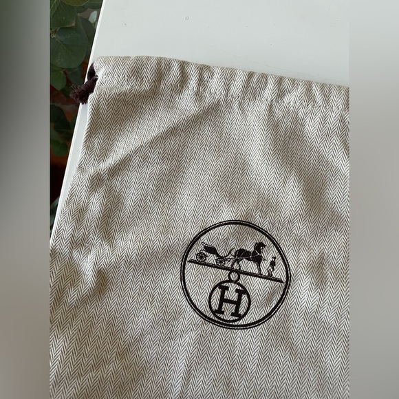 Hermes Dust Bags bundle of three - Picture 2 of 8